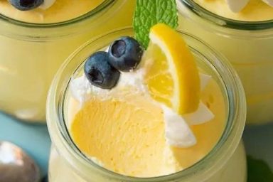 Creamy Keto Lemon Cheesecake Mousse