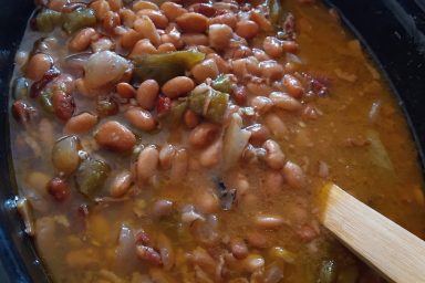 Authentic Mexican Pot of Pinto Beans