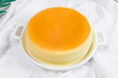 Melt-in-Your-Mouth Light Cheesecake
